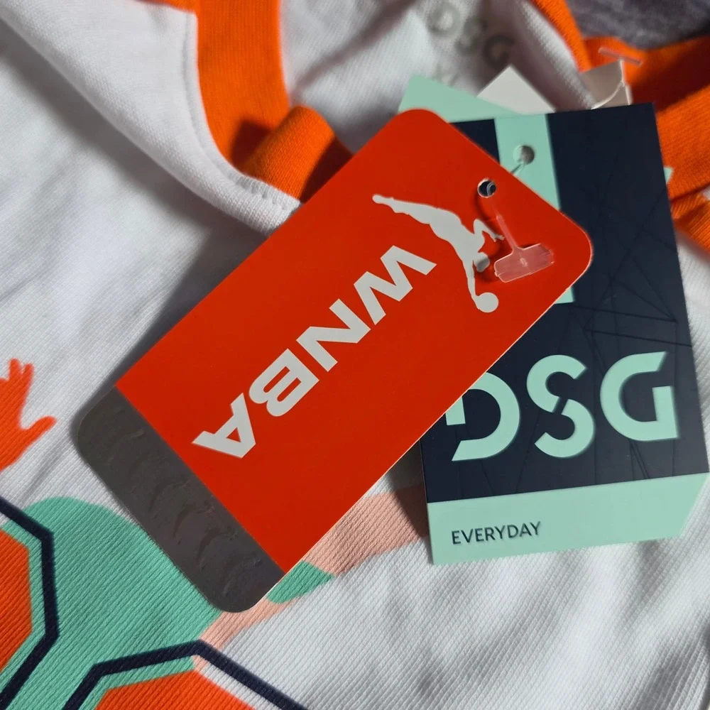 DSG WNBA Girls XL White Orange 96 Graphic Short Sleeve T-Shirt DAG14122 NWT